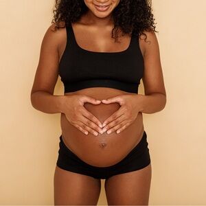 NEW. Cocoa Butter Formula with Vit E, 270g. Offers welcome. Winter skincare.